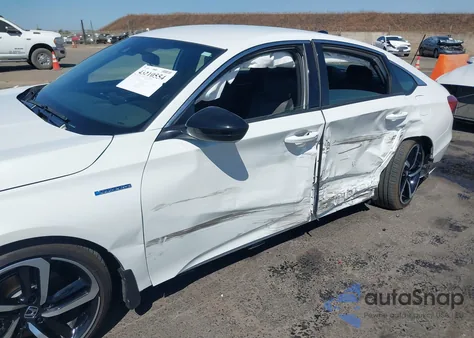 2022 Honda Accord Hybrid Sport из США, поврежденный, VIN 1HGCV3F29NA046731